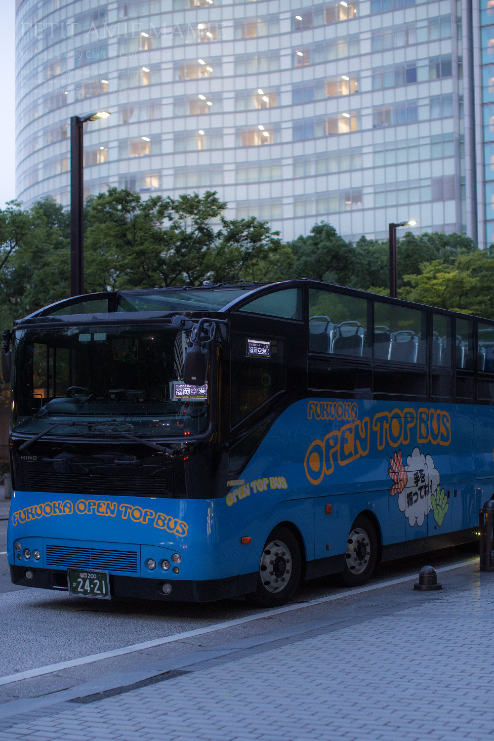 福岡 オープントップバス